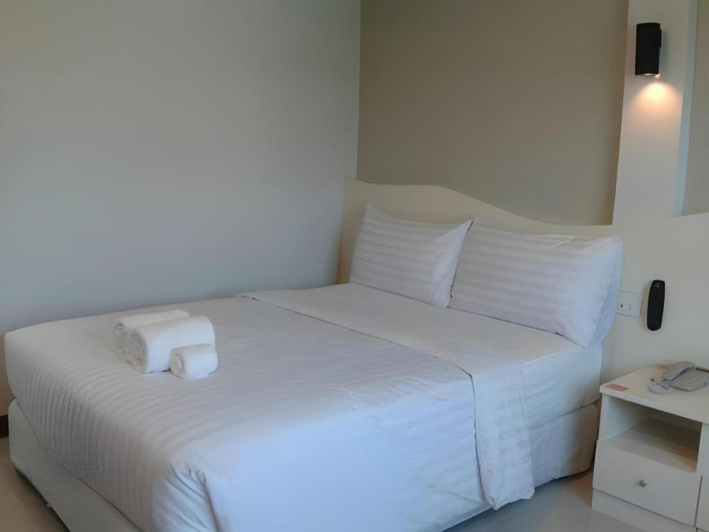 Thada Chateau Hotel Buri Ram Eksteriør billede